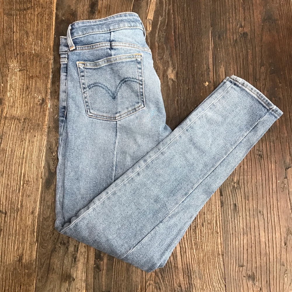 Levi 711 skinny jeans